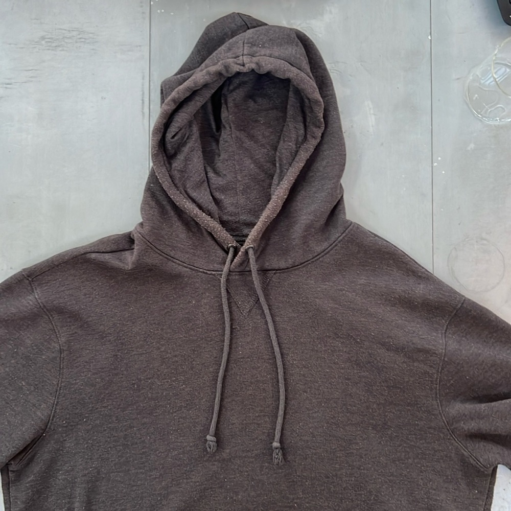 EUC Gap men’s L dk gray hoodie